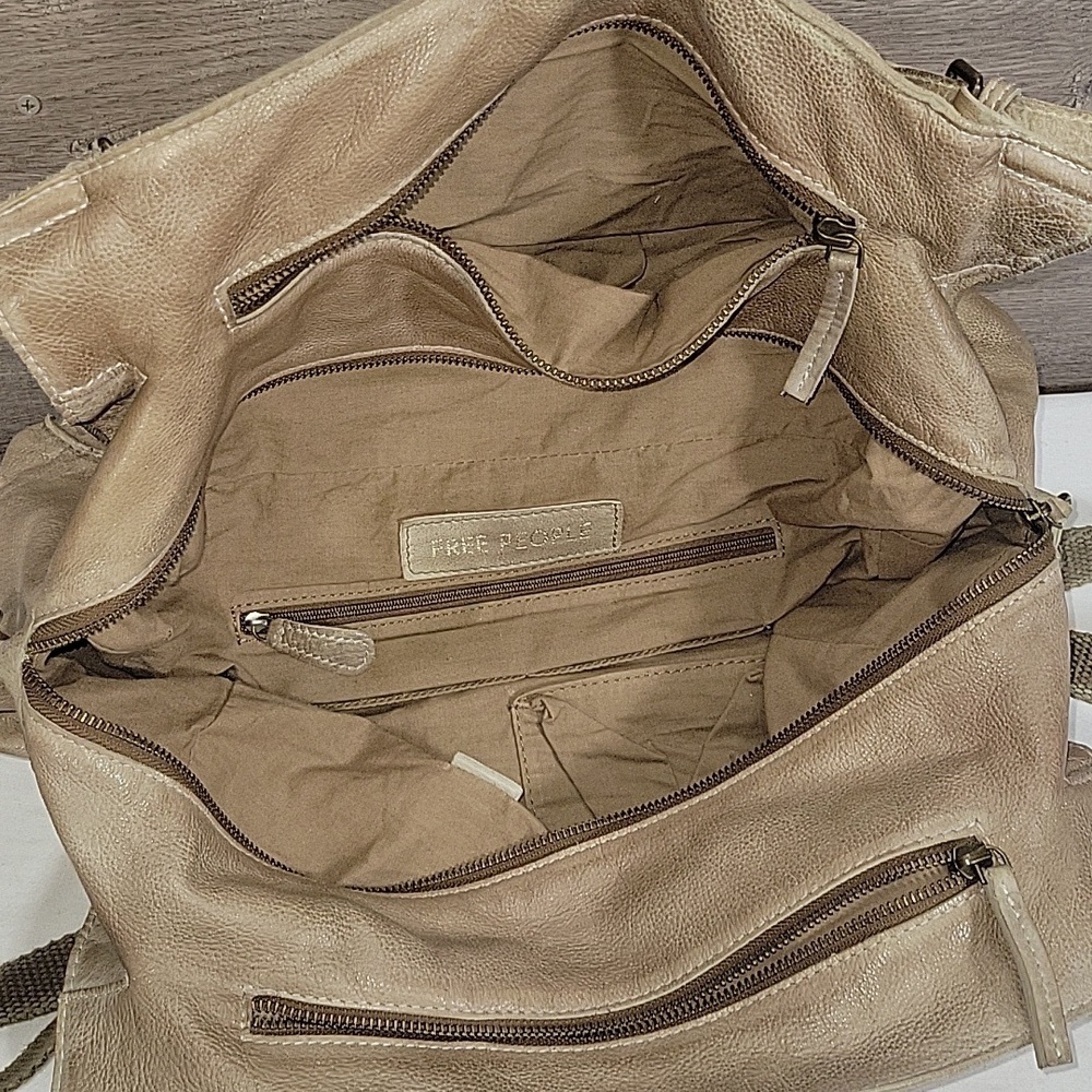 Free People Large Leather Hobo Shoulder Bag in Taupe - Picture 5 of 9
